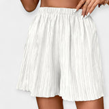 Viktoria - Stilfulde shorts med plisseringer