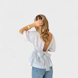 Eleanor - Delikat bluse med slag
