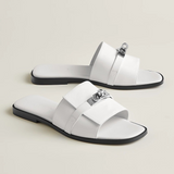 Astrid - Sandaler med remme og metaldetaljer