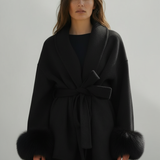 Ella Katrine - Elegant frakke med detaljer i pels