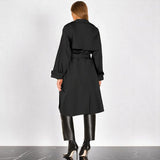 Emma Clara - Trenchcoat der forener komfort og stil